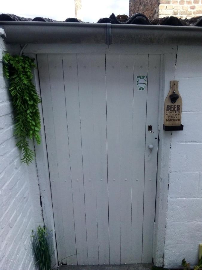 Agreable Maison Avec Cour A 10Min De Liege Herstal Eksteriør billede