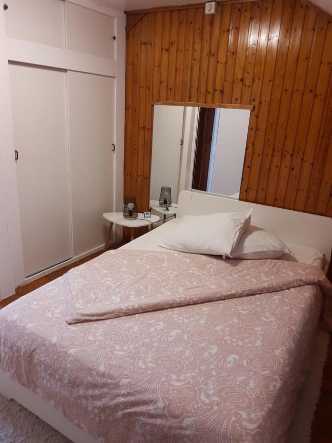 Agreable Maison Avec Cour A 10Min De Liege Herstal Eksteriør billede